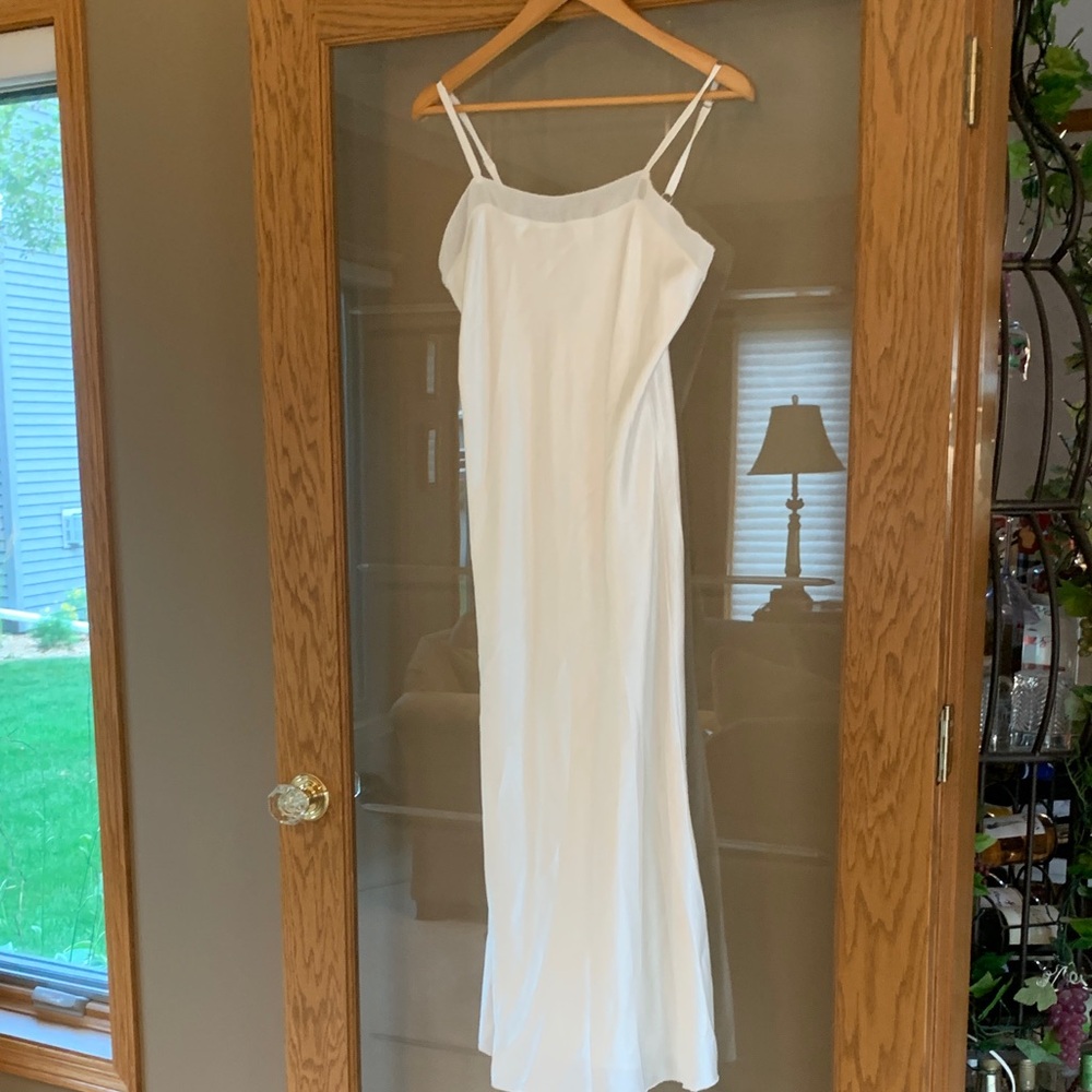 Vera Wang White Nightgown with Spaghetti Straps